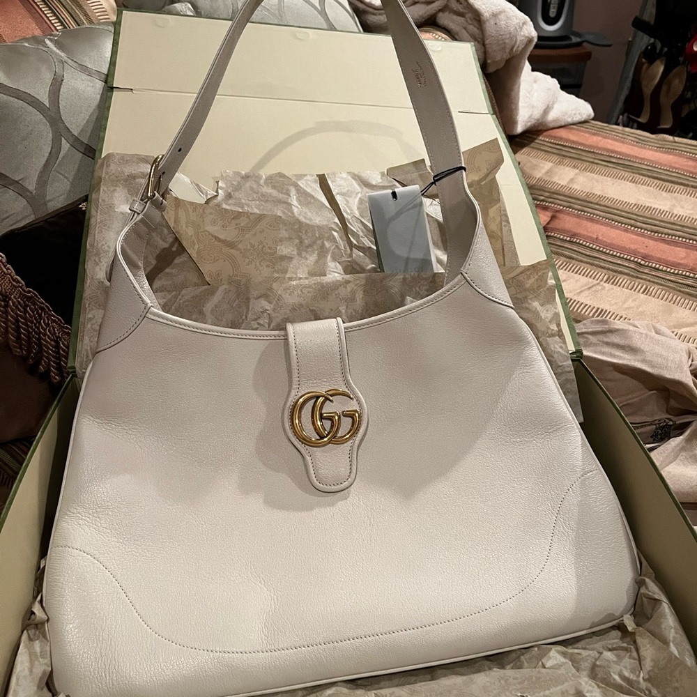 BRAND NEW WHITE GUCCI BAG